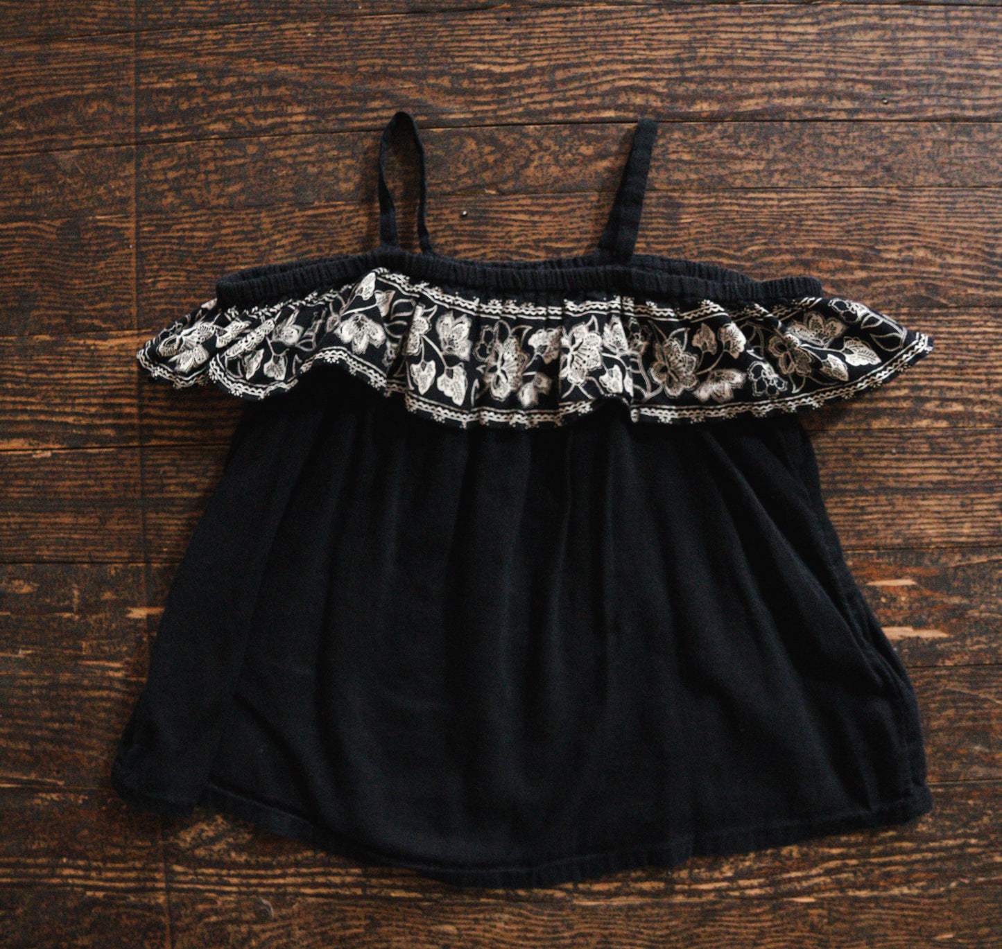 Black Flowy Ruffled Tank Top: 4T