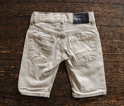 Light Khaki Denim Shorts: 5T