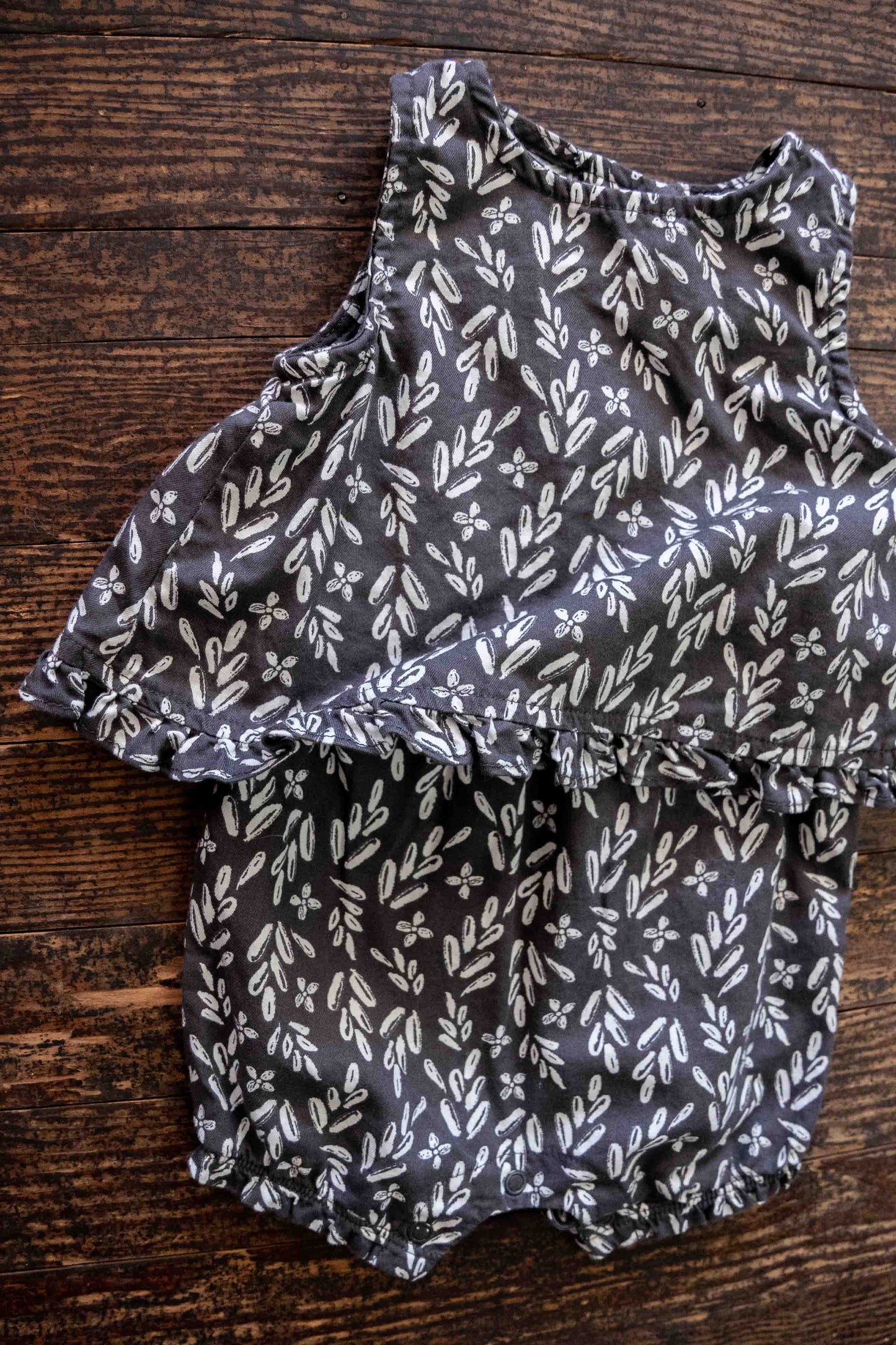 Charcoal Grey Summer Pattern Romper: 6mos