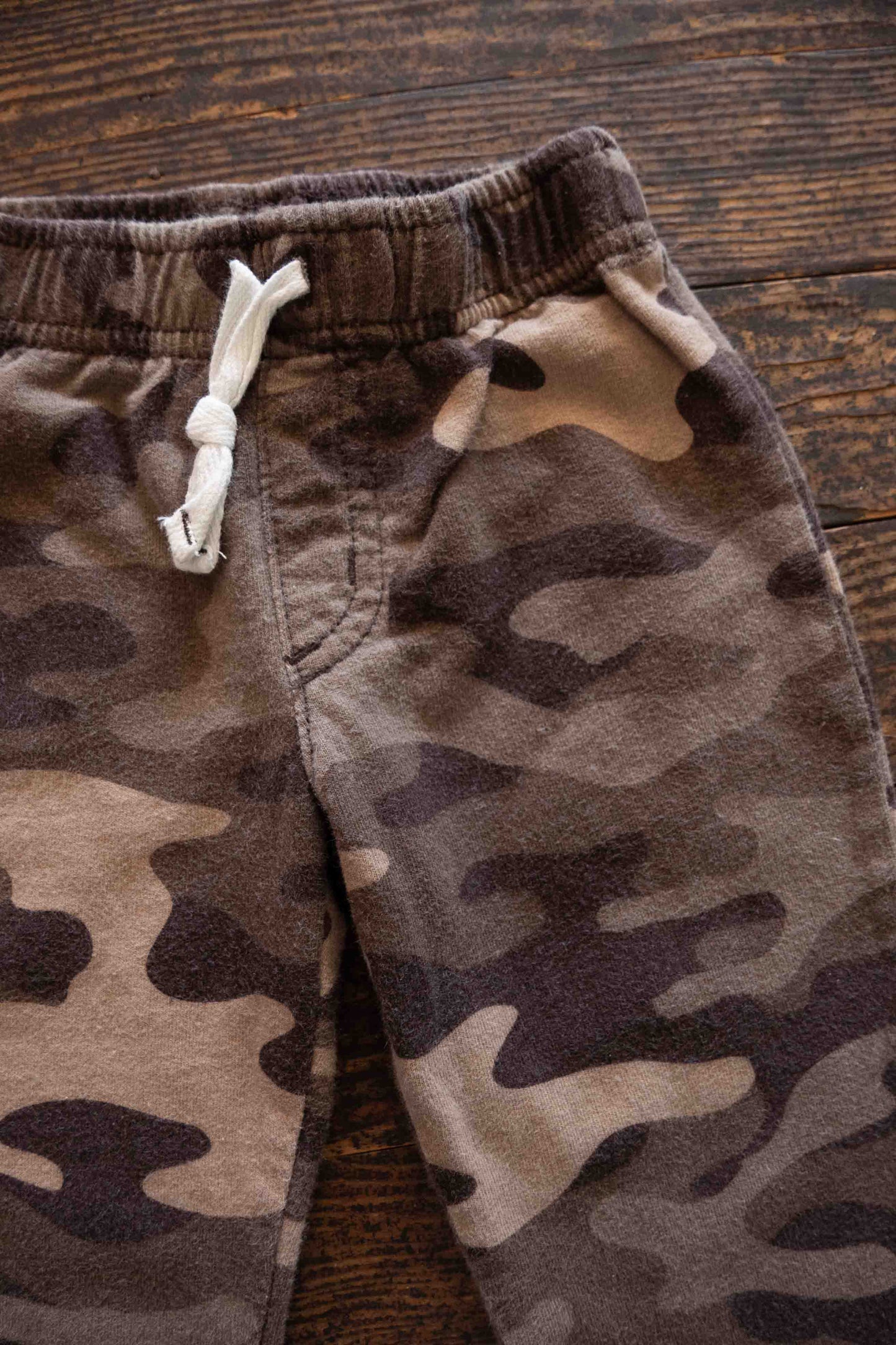 Brown Camo Sweatpants: 9mos