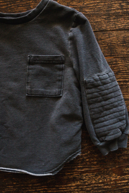 Charcoal Grey Raw Hem Shirt: 3T