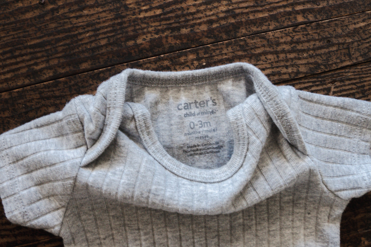 Heather Grey Ribbed Bodysuit: 0-3mos