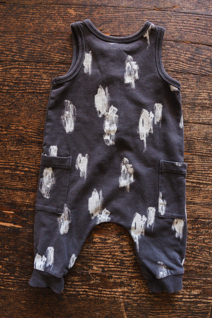 Charcoal Grey Abstract Sleeveless Romper: 12mos